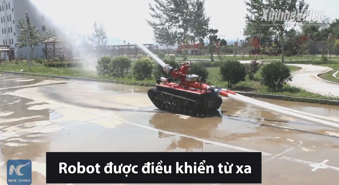 Robot chữa cháy hiệu quả gấp 10 lần lính cứu hỏa